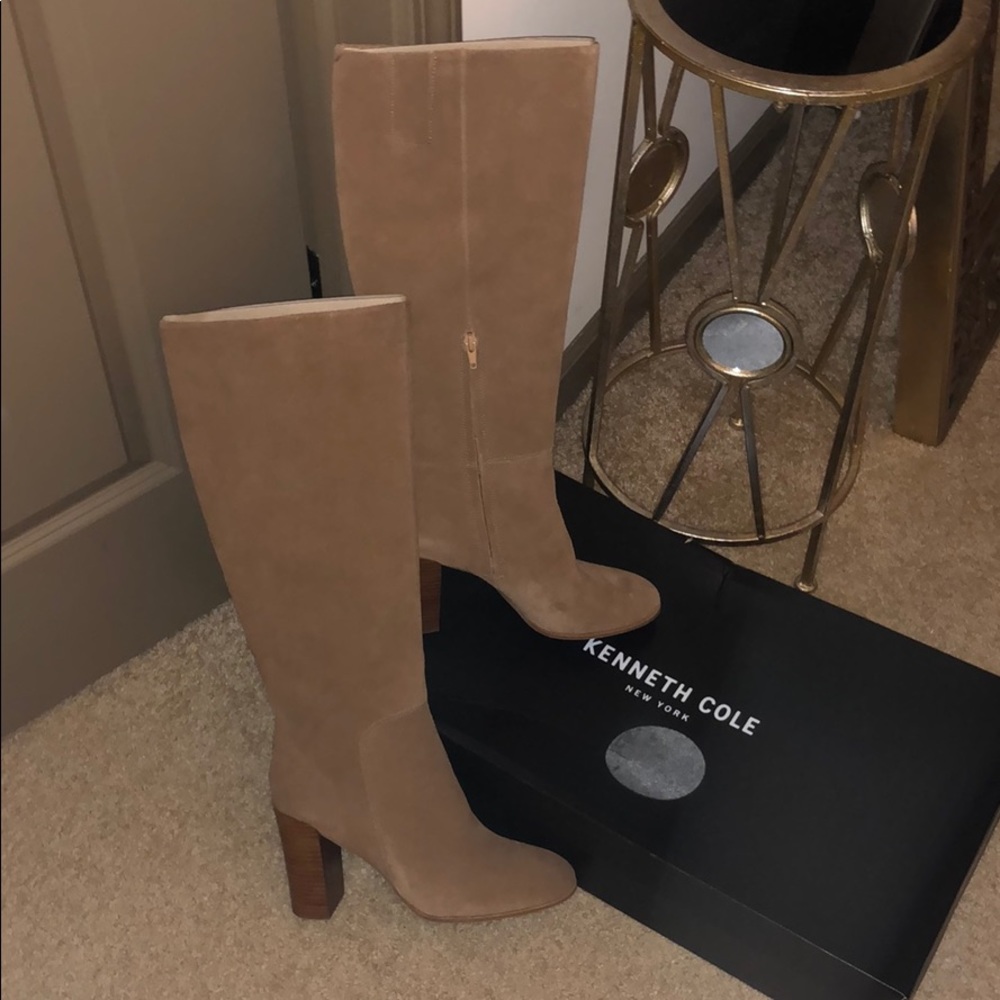 Kenneth Cole Boots 9.5 water + stain resistant